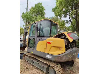 Pelle sur chenille VOLVO