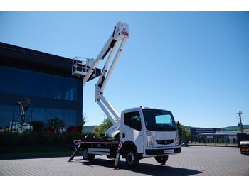 Camion avec nacelle RENAULT Maxity 110