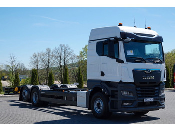 Tracteur routier MAN TGX 26.520 / 6x2 / RAMA DŁ. 9,1M / OŚ PODNOSZONA: photos 4