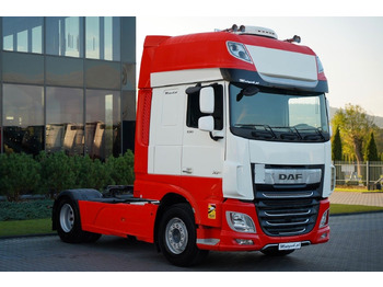 Tracteur routier DAF XF 530