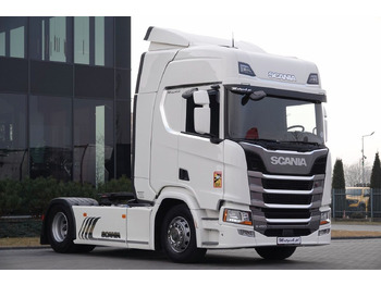 Tracteur routier SCANIA R 450