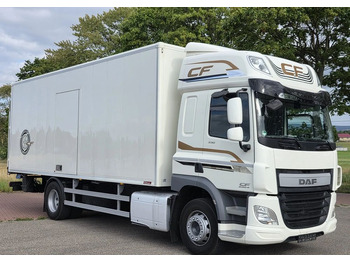 Camion fourgon DAF CF 330