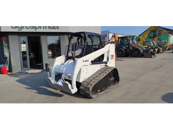 Chargeuse compacte sur chenilles BOBCAT