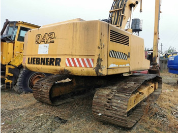 Pelle sur chenille Liebherr R 942 Litronic: photos 5