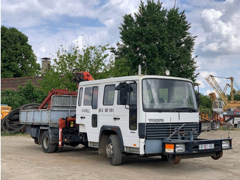 Camion grue VOLVO FL