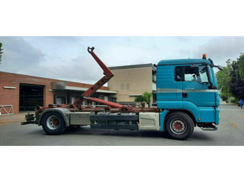 Camion ampliroll, Camion grue MAN TGS 18.440 Abroller mit Funk +Kran vor: photos 3 Camion ampliroll, Camion grue MAN TGS 18.440 Abroller mit Funk +Kran vor: photos 3