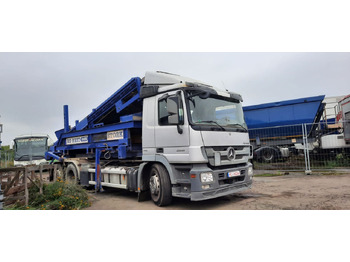 Camion ampliroll MERCEDES-BENZ