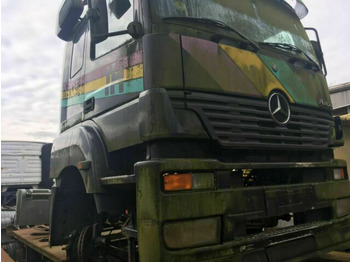 Tracteur routier Mercedes-Benz 1843 Axor SZM Teileträger: photos 2 Tracteur routier Mercedes-Benz 1843 Axor SZM Teileträger: photos 2