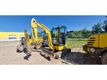 Mini pelle KOMATSU PC26