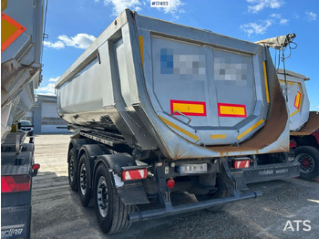 Crédit-bail de  Trailer, tipper CARNEHL CHKS / HH (2014) Trailer, tipper CARNEHL CHKS / HH (2014): photos 1