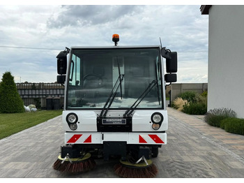 Crédit-bail de Inny Bucher Citycat 5000 Inny Bucher Citycat 5000: photos 2 Crédit-bail de Inny Bucher Citycat 5000 Inny Bucher Citycat 5000: photos 2