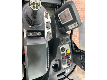 Tracteur agricole JCB 3230 SISU XTRA: photos 3