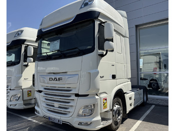 Tracteur routier DAF XF 530