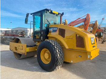 Compacteur CATERPILLAR CS64B