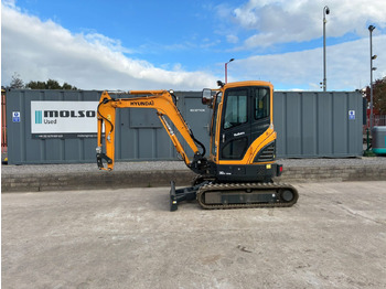 Crédit-bail de  Hyundai R30Z-9AK Hyundai R30Z-9AK: photos 2