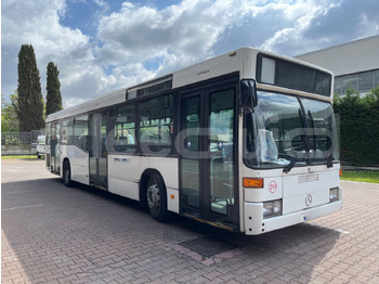 Bus interurbain MERCEDES-BENZ