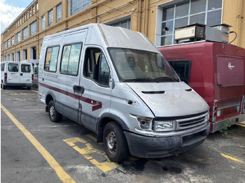 Minibus IVECO Daily