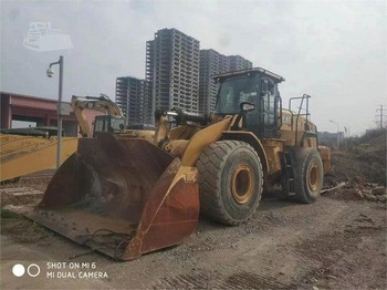Chargeuse sur pneus CATERPILLAR 966