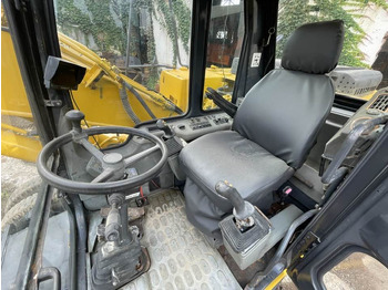 Pelle sur pneus Komatsu PC160LC: photos 5