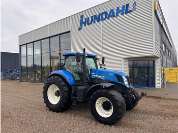 Tracteur agricole NEW HOLLAND T7.220