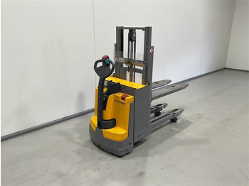 Gerbeur Jungheinrich EJD 118: photos 2 Gerbeur Jungheinrich EJD 118: photos 2