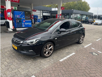 Voiture à hayon OPEL