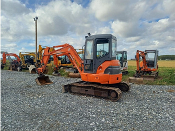Mini pelle Hitachi EX50U kallistuvalla s40 liittimellä.: photos 3