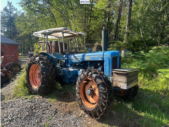 Tracteur agricole FORDSON