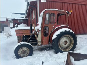 Tracteur agricole MASSEY FERGUSON 1000 series