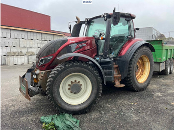 Tracteur agricole 2017 Valtra T234 tractor Plow rigged Tractor: photos 3