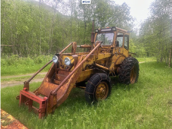 Tracteur agricole VOLVO