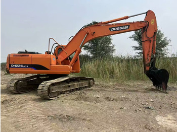 Pelle sur chenille DOOSAN DH225LC-7