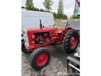 Tracteur agricole VALMET