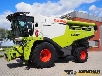 Moissonneuse-batteuse CLAAS Lexion 750