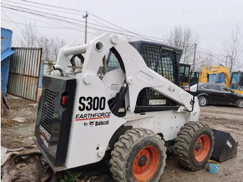 Mini chargeuse Bobcat S300: photos 4