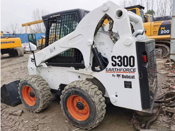 Mini chargeuse Bobcat S300: photos 3