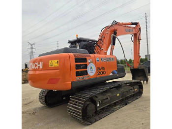Pelle sur chenille HITACHI ZX200