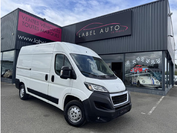 Fourgon utilitaire PEUGEOT Boxer
