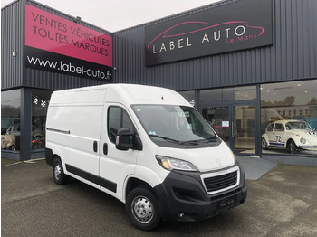 Fourgon utilitaire PEUGEOT Boxer