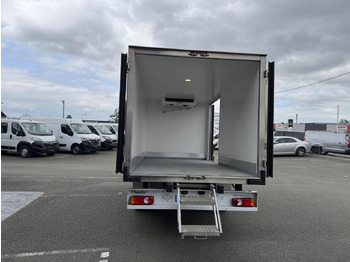 Utilitaire frigorifique RENAULT Master 2.3
