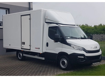 Fourgon grand volume IVECO Daily