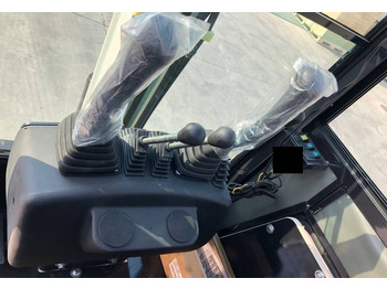 Mini pelle neuf NEW MAXUS 38 HP 1700 kg Excavator with A/C Warranty up to 10 YEARS | НОВИЙ MAXUS 38 К.с. 1700 кг Екскаватор з кондиціонером Гарантія до 10 РОКІВ: photos 2