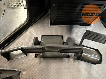 Bulldozer maxus Maxus 350hp Cummins engine: photos 2