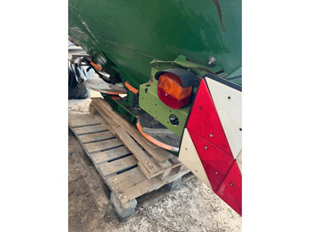 Distributeur d'engrais AMAZONE NOVIX: photos 2