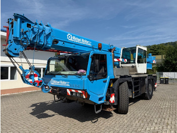 Camion grue