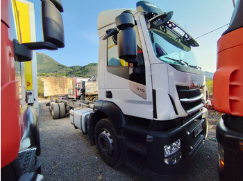 Camion fourgon IVECO Stralis