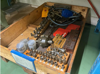 Machine à métaux
