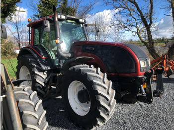 Tracteur agricole 2009 Valtra T171 with front PTO: photos 2