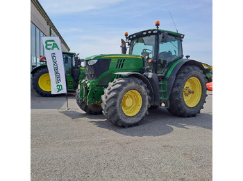 Tracteur agricole JOHN DEERE 6210R