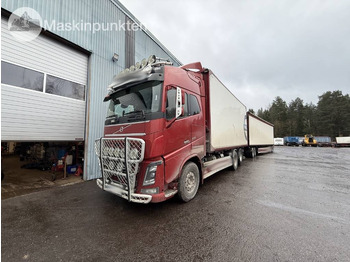 Camion grumier VOLVO FH16